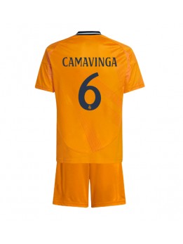 Billige Real Madrid Eduardo Camavinga #6 Bortedraktsett Barn 2024-25 Kortermet (+ Korte bukser)